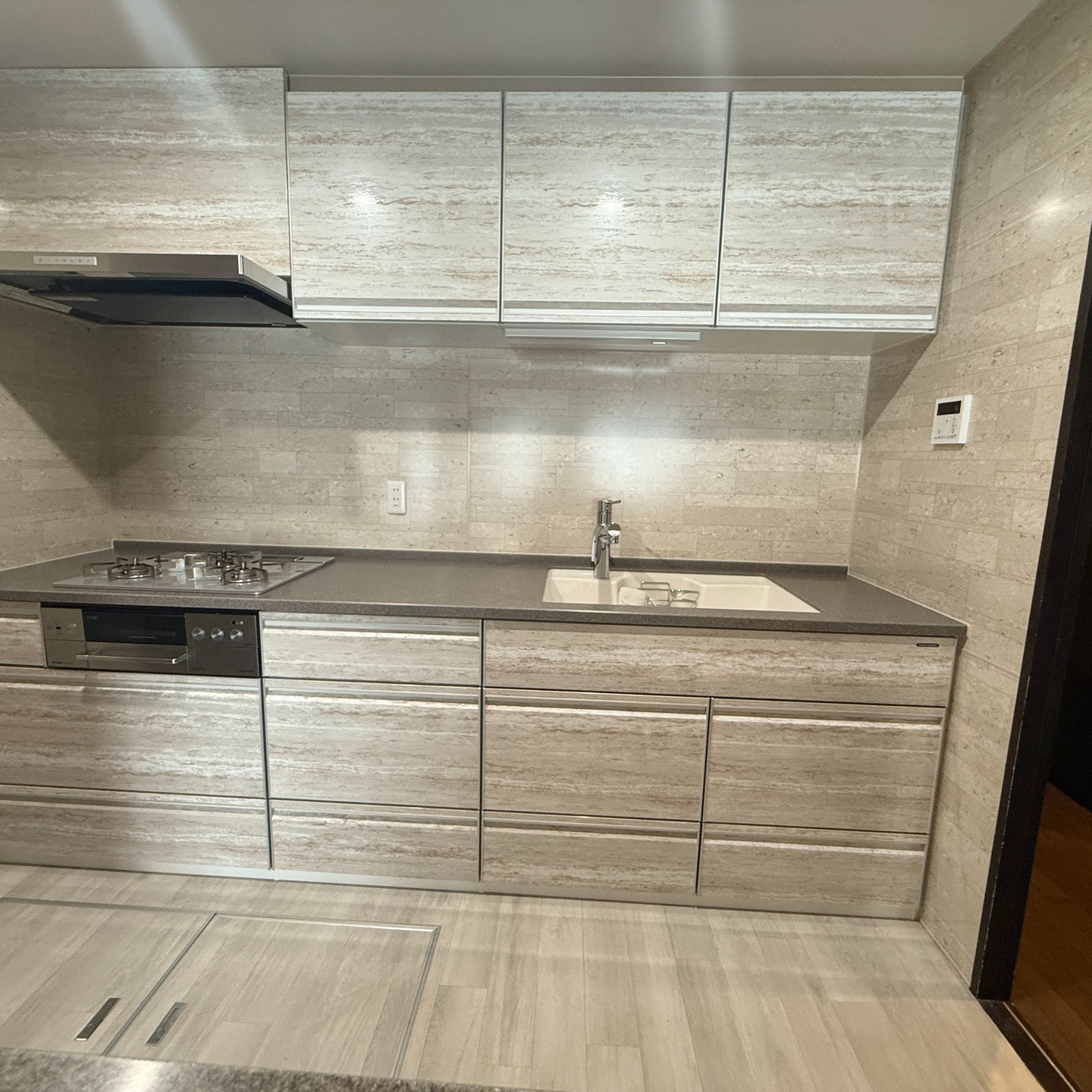 🏡✨ キッチンリフォームで快適な生活を手に入れましょう！加須...