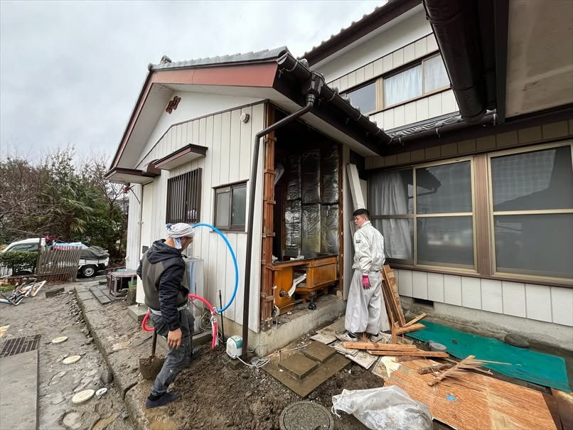 🏠✨ 加須市の皆さま、狭いバスルームから広々としたリラックス...