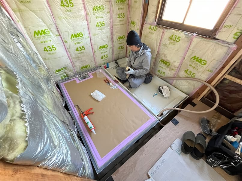 🏠✨ 加須市の皆さま、狭いバスルームから広々としたリラックス...