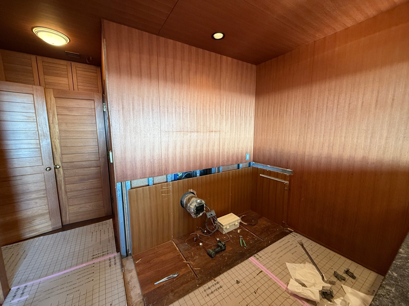 ✨🏠 キッチンの新しいスタイルをご紹介！マンション住まいの方...