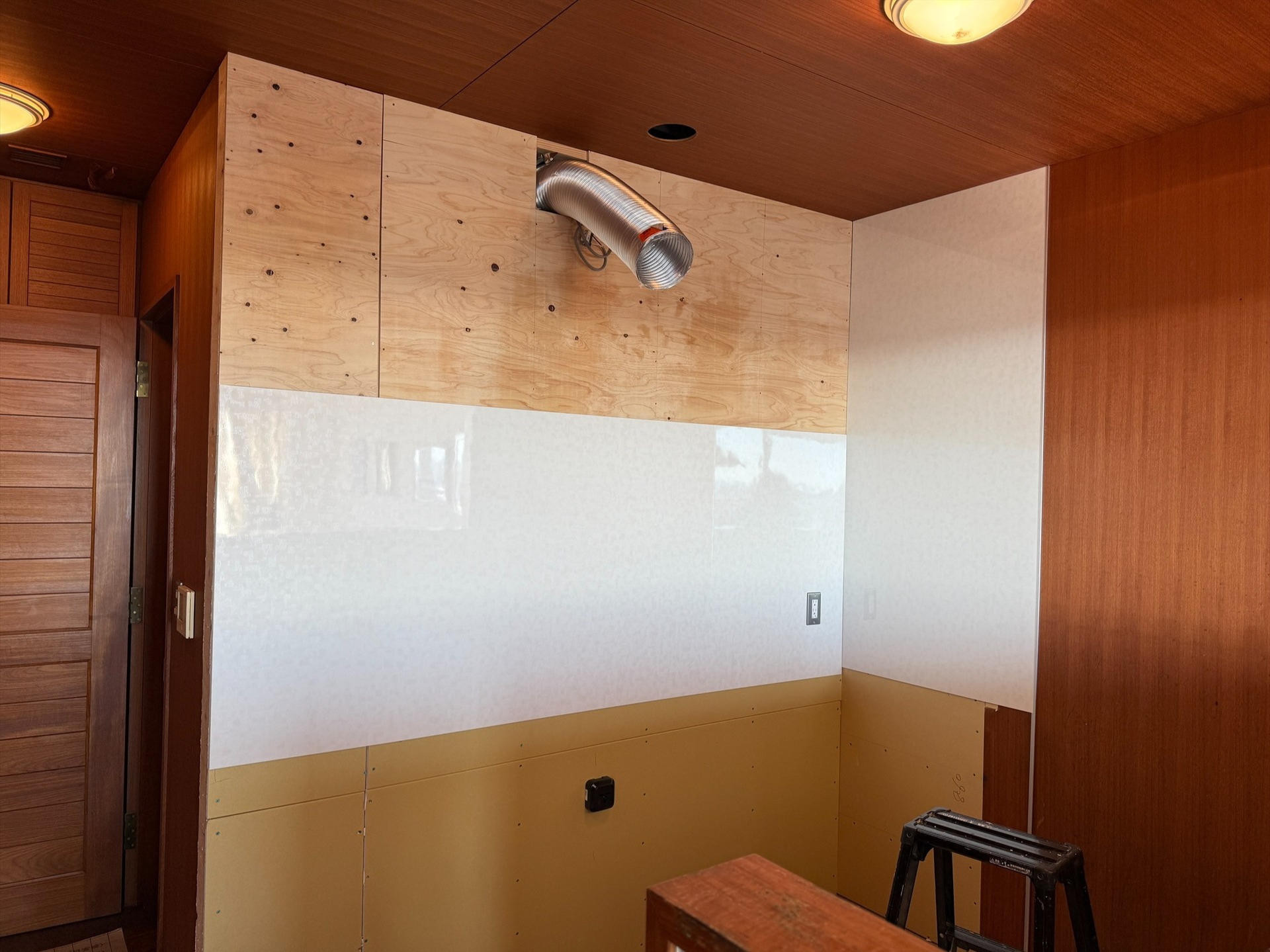 ✨🏠 キッチンの新しいスタイルをご紹介！マンション住まいの方...