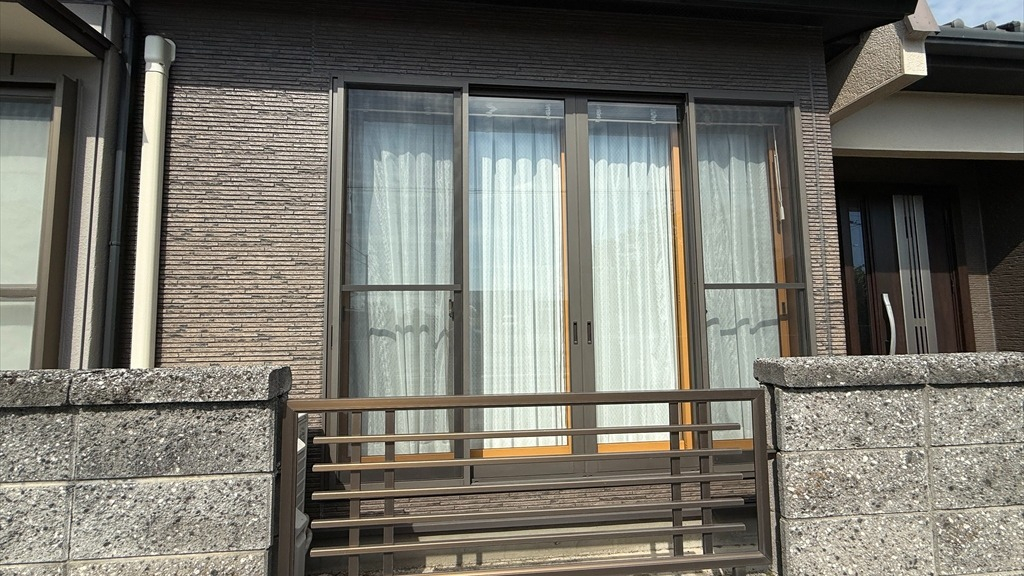 🏠✨ こんにちは!加須市の皆さま、雨戸のない窓にお困りではあ...
