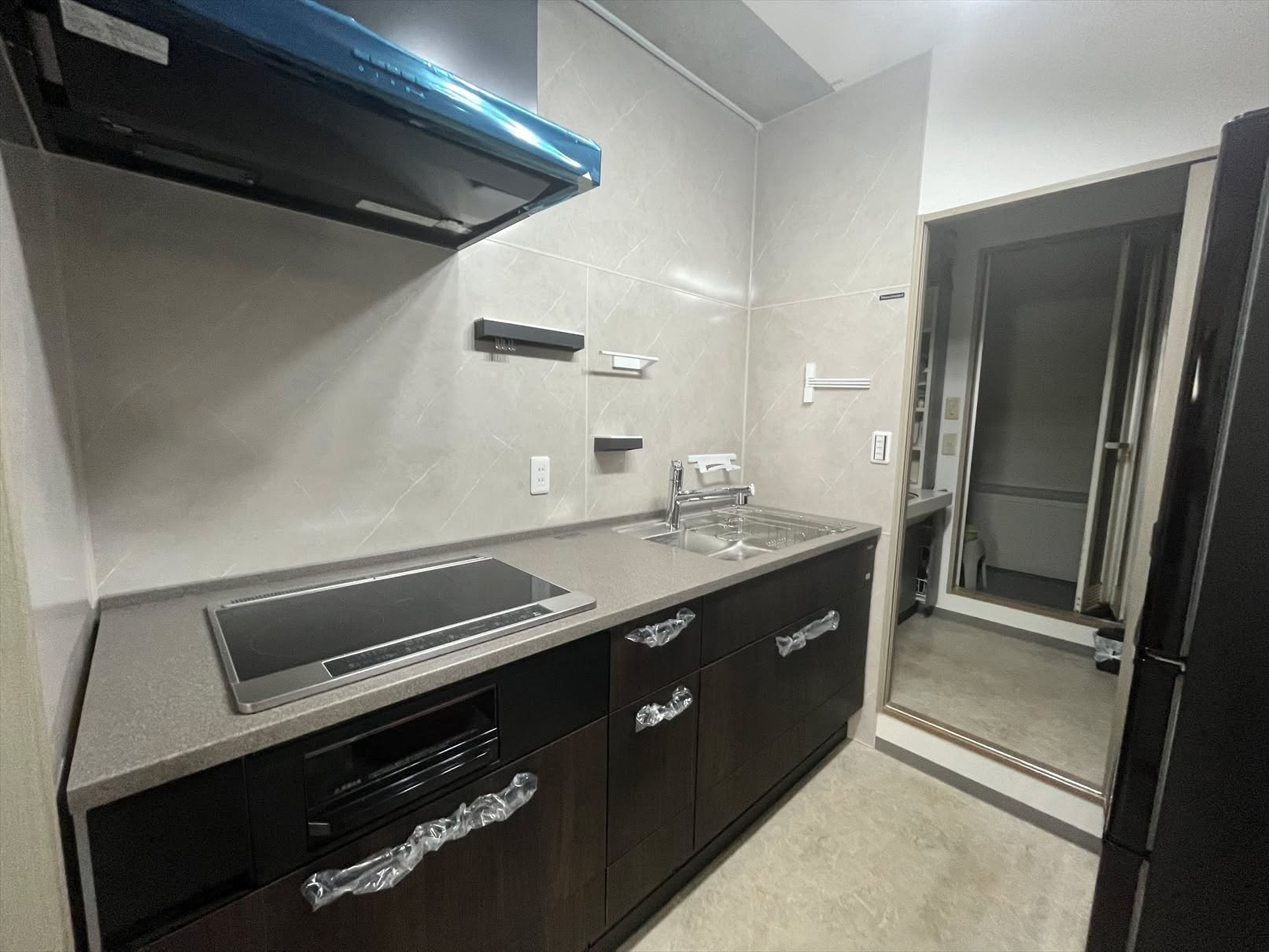 🌟加須市でのマンションキッチンリフォーム、ついに完了しました...