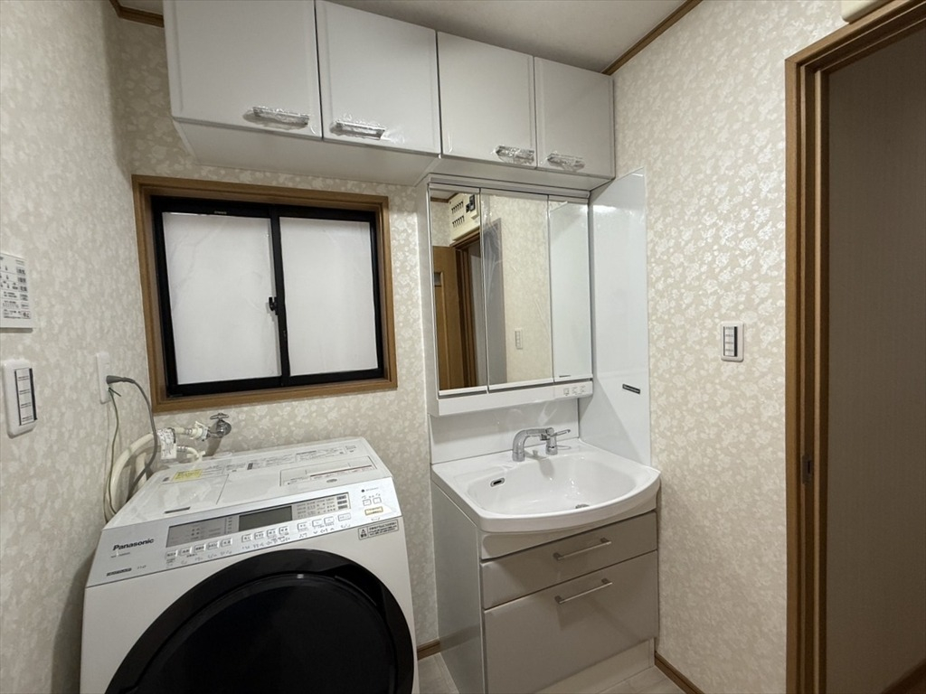 浴室と洗面所をリフォームしました🛁✨今回は内窓の設置も行い、...