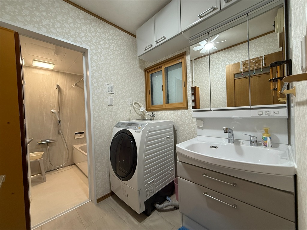 浴室と洗面所をリフォームしました🛁✨今回は内窓の設置も行い、...