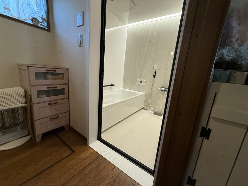 🏠✨伊奈町で夢のようなバスルームを手に入れませんか?弊社では...