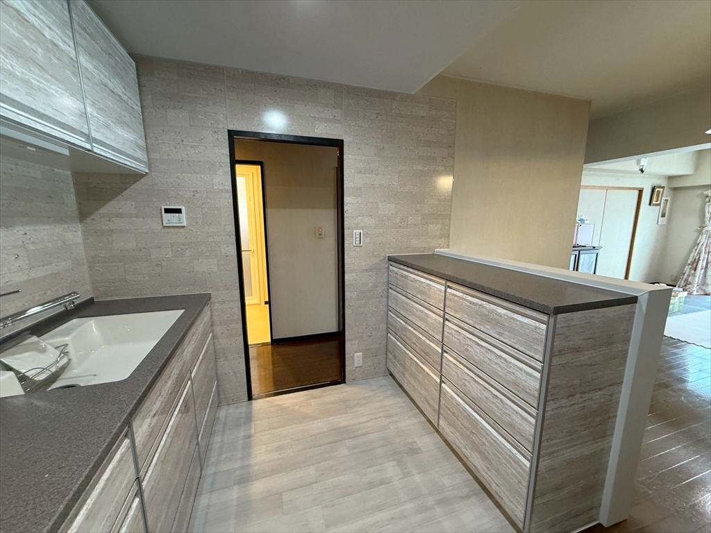 今回、加須市のマンションでキッチンのリフォームを行いました🏢...