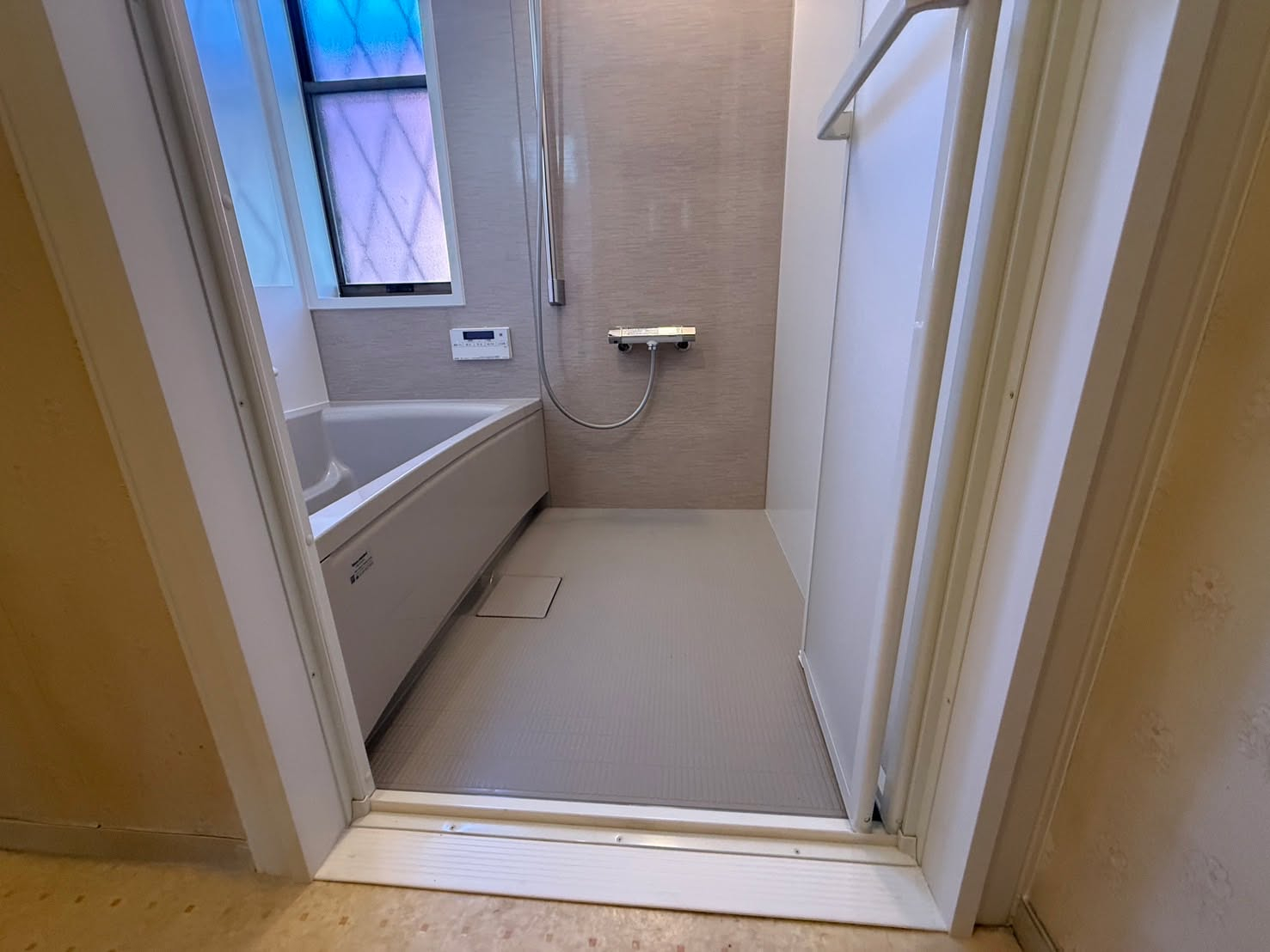 築40年のお住まい、加須市で素敵なお風呂に生まれ変わりました...