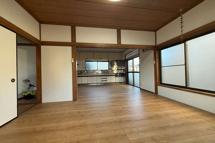 和室だった部屋をLDKのリビングに内装リフォーム