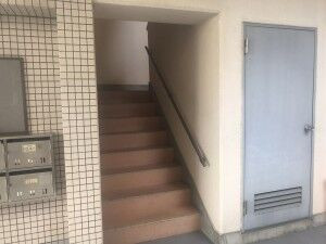1階登り口